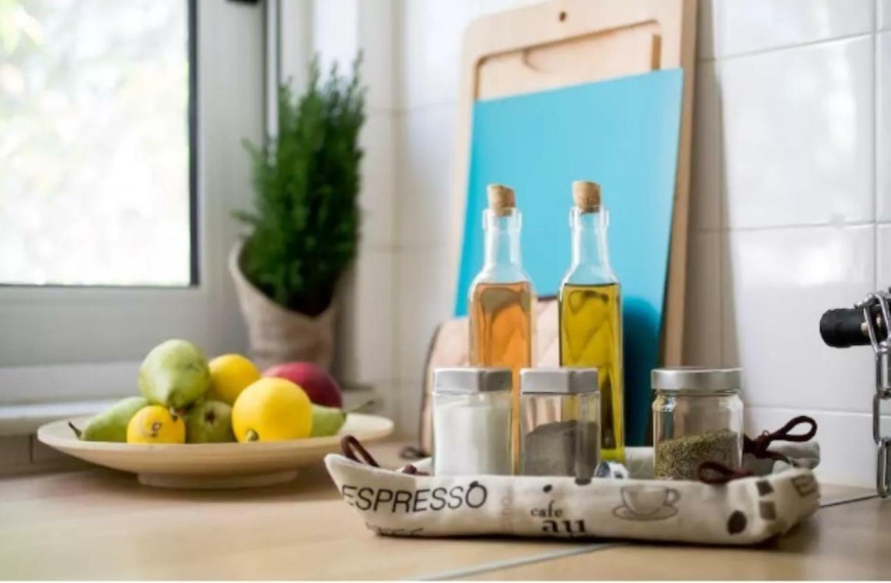 At Trendy Glyfada'S Center Apartment Атина Екстериор снимка