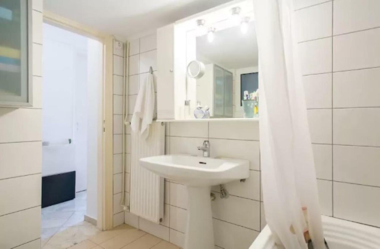At Trendy Glyfada'S Center Apartment Атина Екстериор снимка